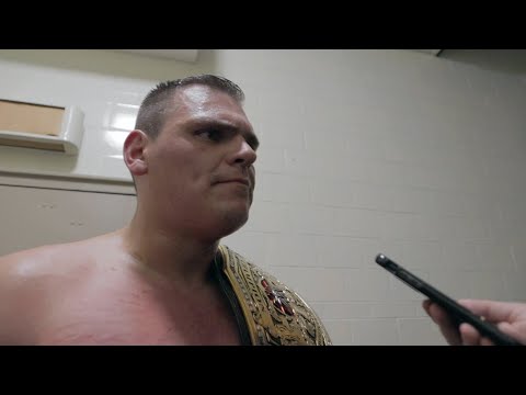 بطل NXT البريطاني يصنّف بروك ليسنر كأذكى مصارعى على وجه الأرض!