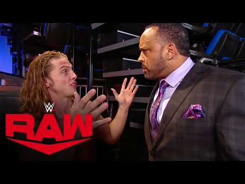 WWE تفكر في مواجهة على اللقب في الرويال رامبل