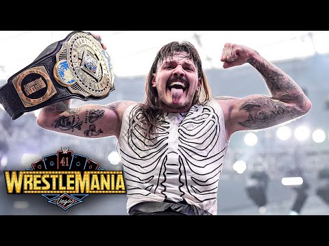 دومينيك ميستيريو يسخر من تعاقد WWE مع النجوم المقنعين