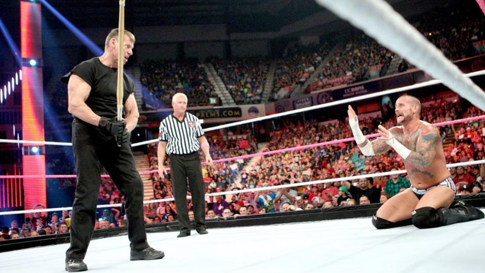 قضية للنقاش| هل يتعمد المسؤولين في اتحاد WWE تجاهل سي ام بانك!