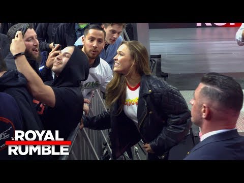 نايا جاكس تتحدث عن مواجهة بيث فينيكس، روندا روزي تفرض حقوقها على WWE