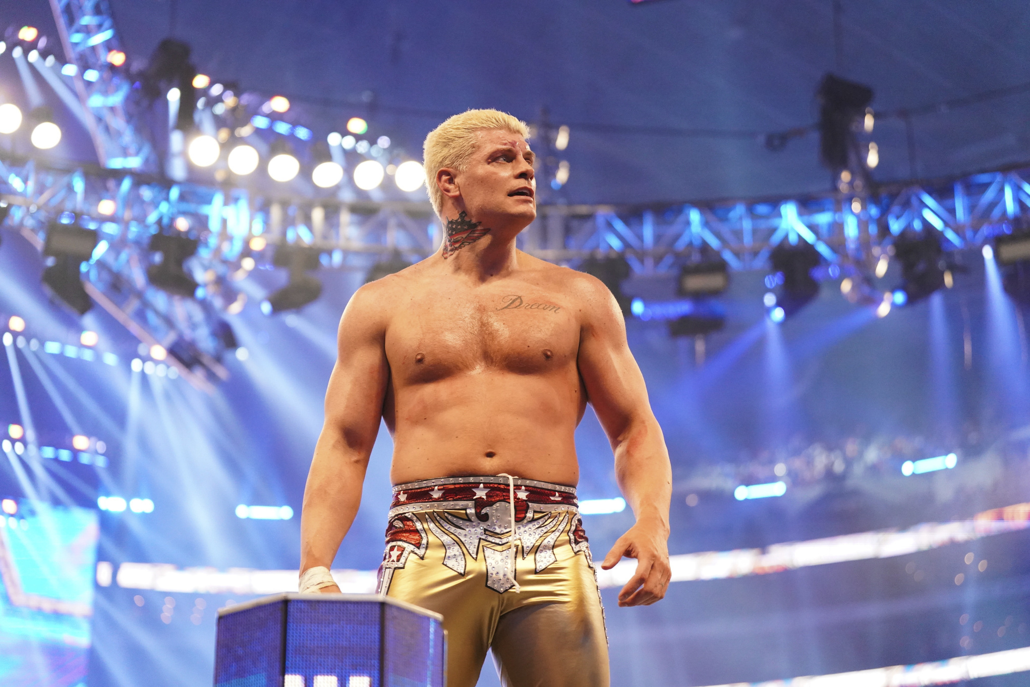 تضارب أخبار تجديد عقد كودي رودز مع اتحاد WWE