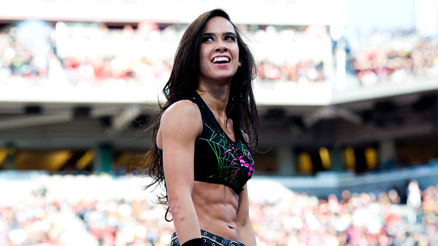المستجدات الأخيرة عن عودة النجمة أي جي لي إلى WWE