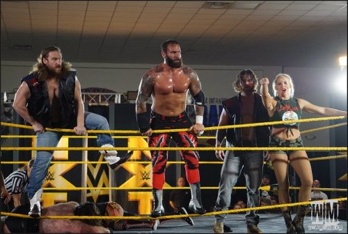 عصابة جديدة تظهر في NXT، ستيف أوستن يعتذر عن خطأ قديم