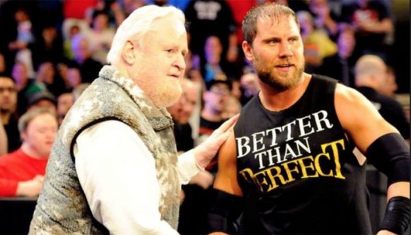 WWE تستغني عن خدمات أحد أقدم نجومها الحاليين