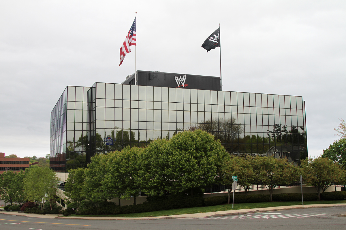 عملية بيع WWE لمستثمر جديد تسير بشكل جيد على ما يبدو