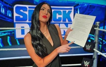 نجمة WWE السابقة تسجل أسمها كعلامة تجارية
