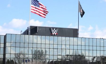 نجم WWE يلفت نظر الإدارة وتركز معه