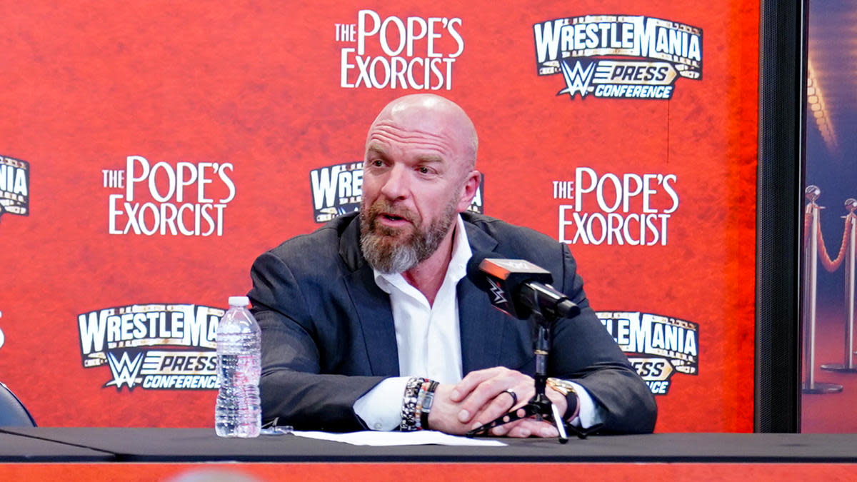 تقارير تفيد: انسحاب WWE من مفاوضتها مع ساشا بانكس سابقًا