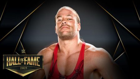 هل يفكر روب فان دام بالعودة لحلبات WWE بعد التكريم؟