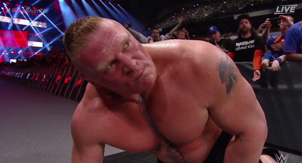 متى سينتهي عقد بروك ليسنر مع اتحاد WWE ؟