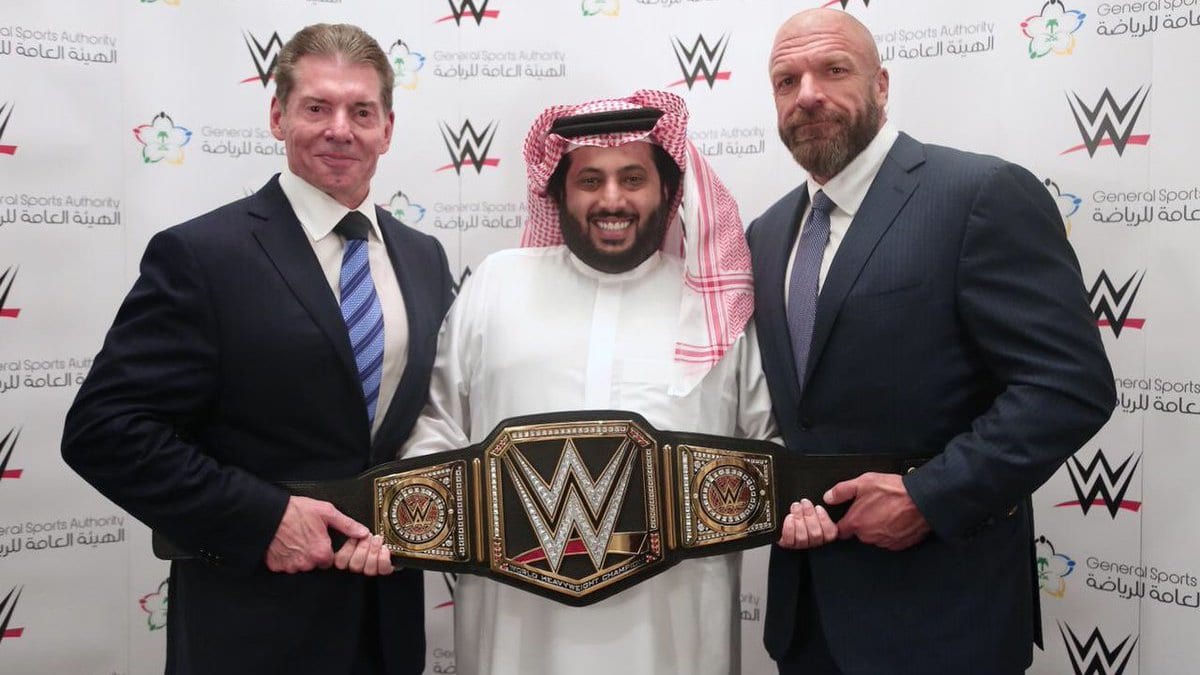 تسريبات جديدة حول عودة WWE لتقديم العروض في السعودية