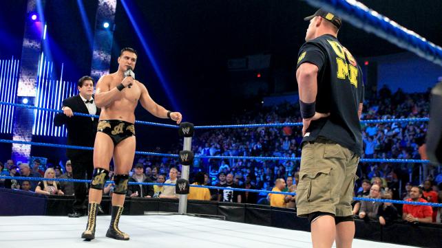ألبرتو دلريو يلمّح لاقتراب عودته إلى WWE