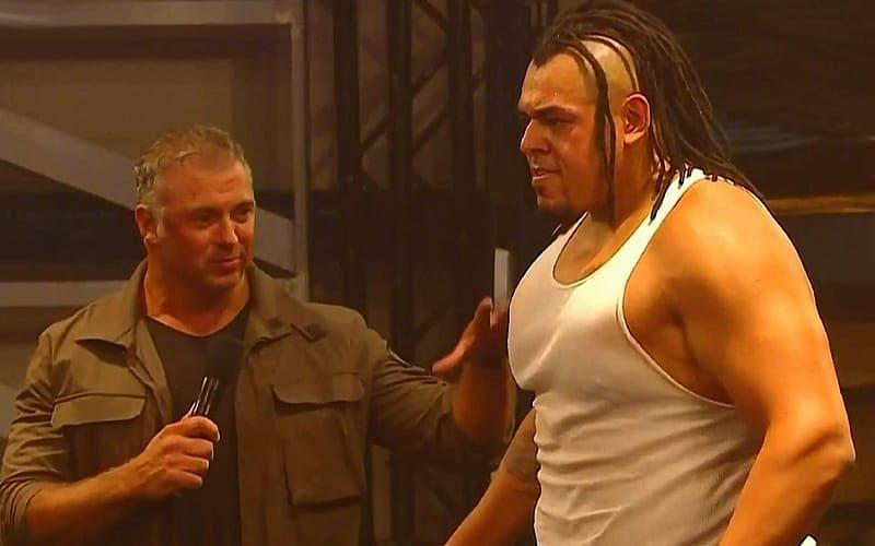 WWE تعمل على تجهيز اثنين من مقاتلين أندرجراوند للظهر في الرو