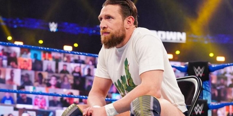 براين دانيلسون يستذكر كيف استخدم فينس مكمان الجمهور خلال الجائحة