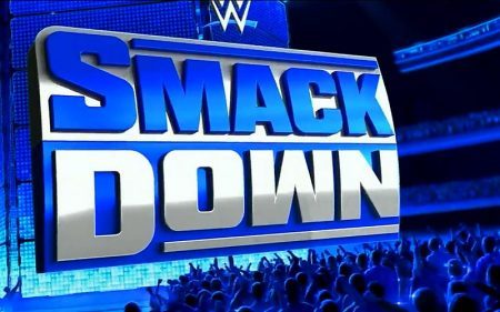 نجم سماكداون يتلقى دفعة من قبل إدارة WWE